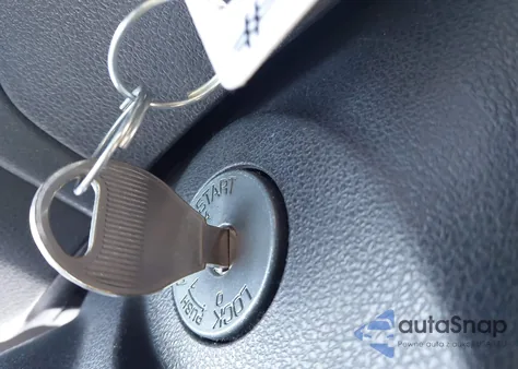 2014 Nissan Versa Note S (Sr) z USA, uszkodzony, nr VIN 3N1CE2CP5EL391436